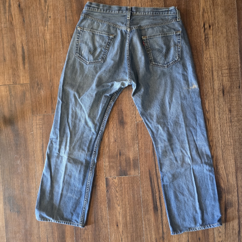 501 Levi's Jeans - Picture 2 of 4